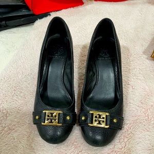 ✨Tory Burch Logo Wedge